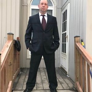 Meet your Posher, Troy